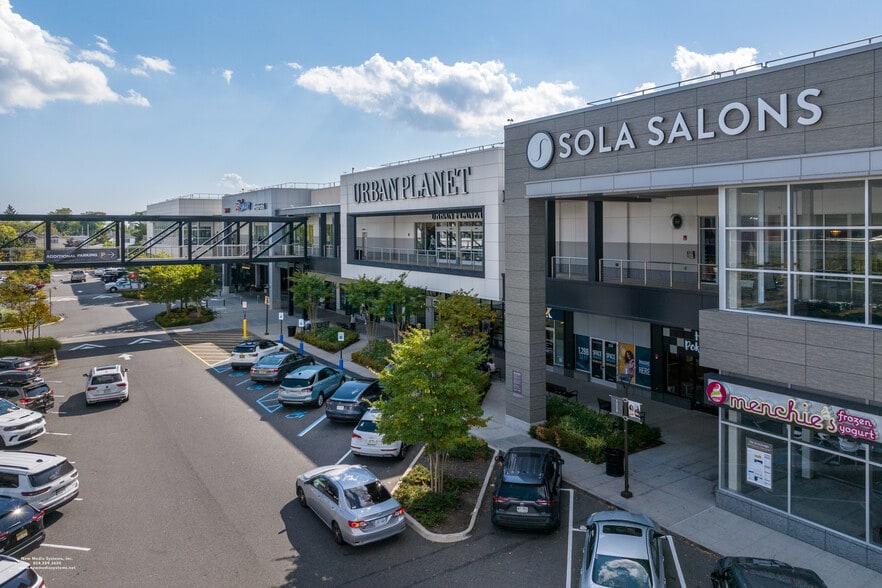 More Photos Of 2600 Hylan Blvd, Staten Island Unknown For Lease