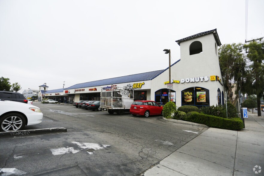More Photos Of 3101-3125 N San Fernando Rd, Los Angeles Freestanding For Lease