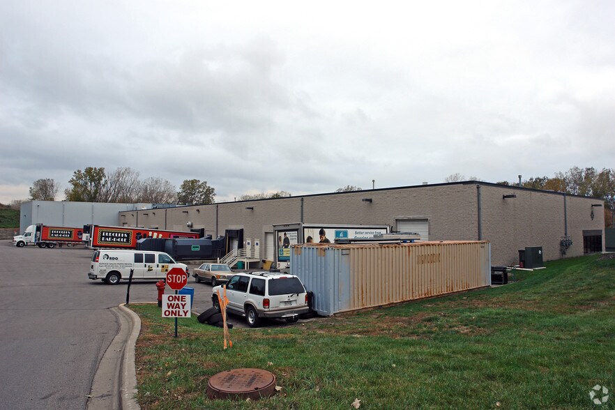 More Photos Of 25 Cliff Rd W, Burnsville Light Manufacturing For Lease