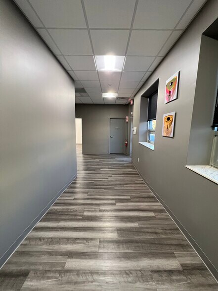 More Photos Of 11530 Stephens Rd, Warren Warehouse For Lease