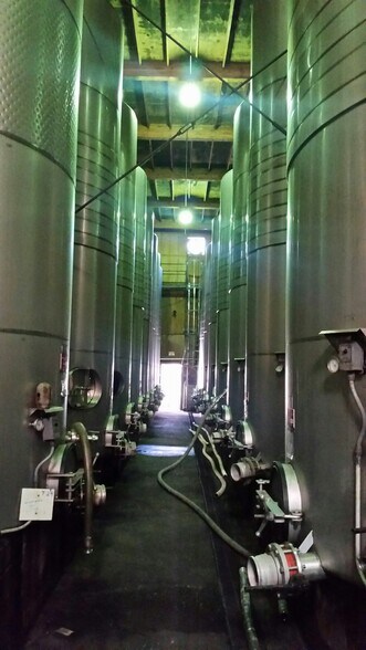 More Photos Of 155 Cherry Creek Rd, Cloverdale Winery Vineyard For Sale