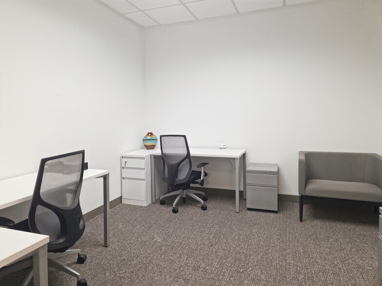 More Photos Of 495 Grand Blvd, Miramar Beach Coworking Space
