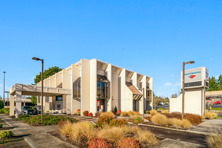 Primary Photo Of 10101 SW Washington Square Rd, Portland Bank For Lease