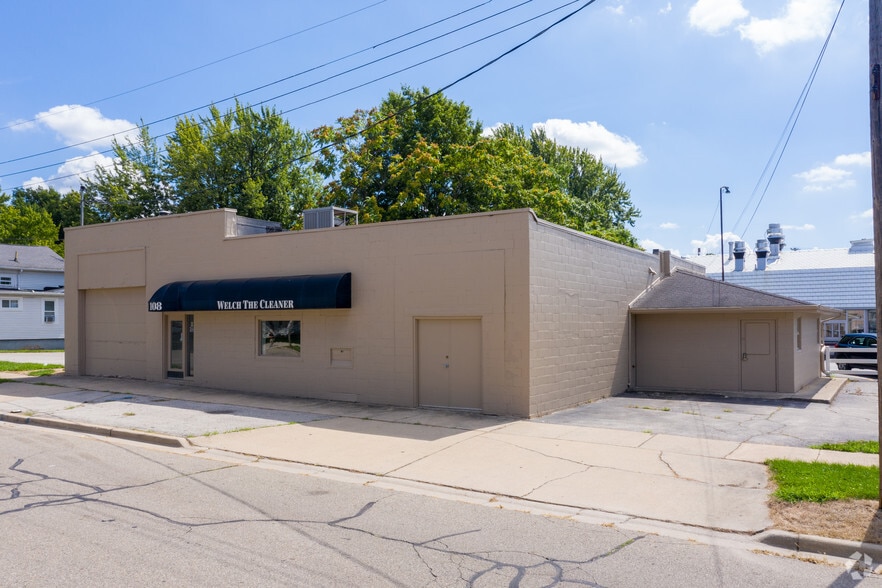 More Photos Of 108 E Butler St, Adrian Freestanding For Sale