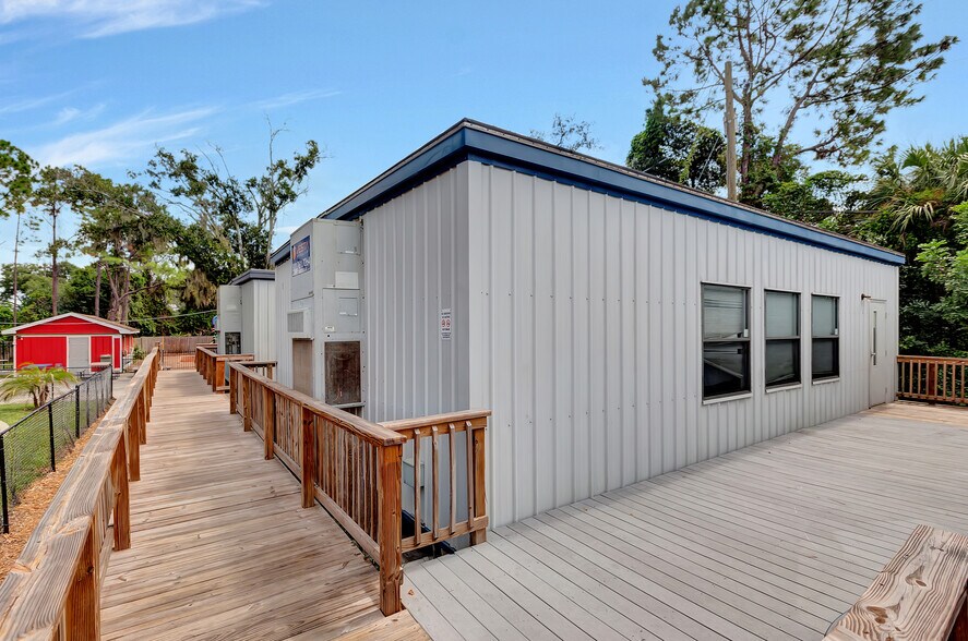 More Photos Of 8001 Sheldon Rd, Tampa Daycare Center For Sale