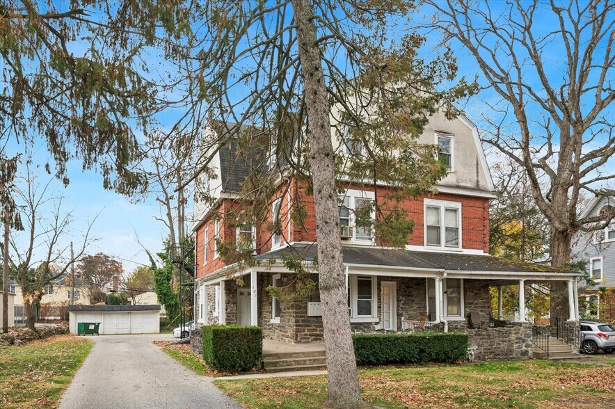 More Photos Of 107 Walnut Ave, Ardmore Apartments For Sale