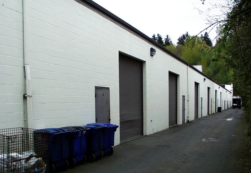More Photos Of 22410 70th Ave W, Mountlake Terrace Warehouse For Lease