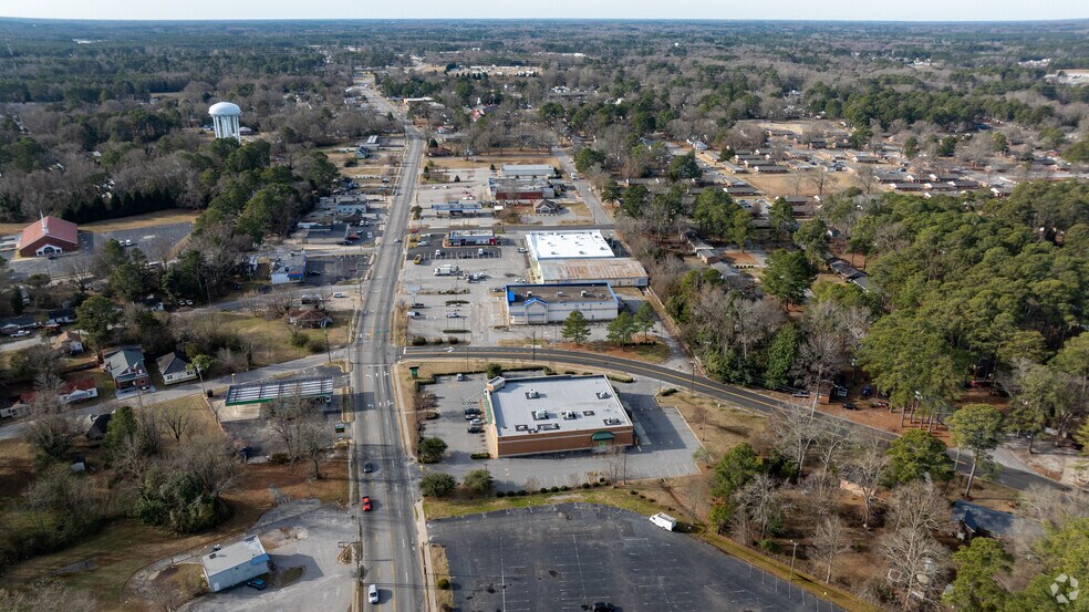 More Photos Of 766 W Raleigh Blvd, Rocky Mount Storefront Retail Office For Sale
