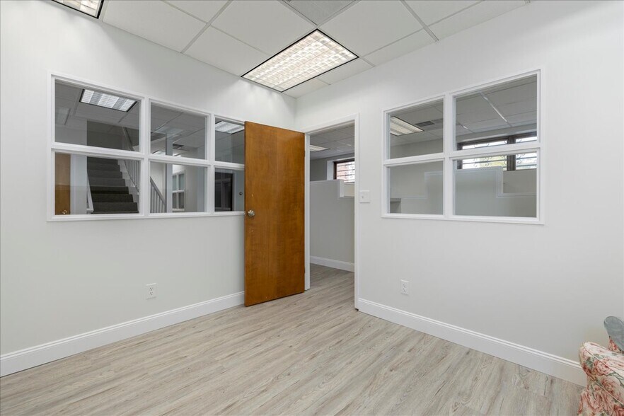 More Photos Of 360 Delaware Ave, Buffalo Office For Lease