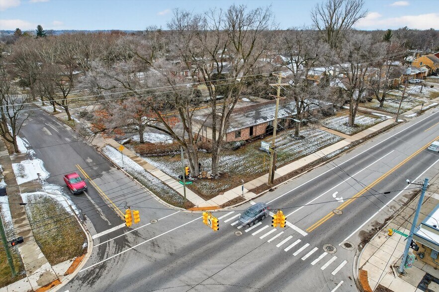 More Photos Of 2501 Plainfield Ave NE, Grand Rapids Medical For Lease