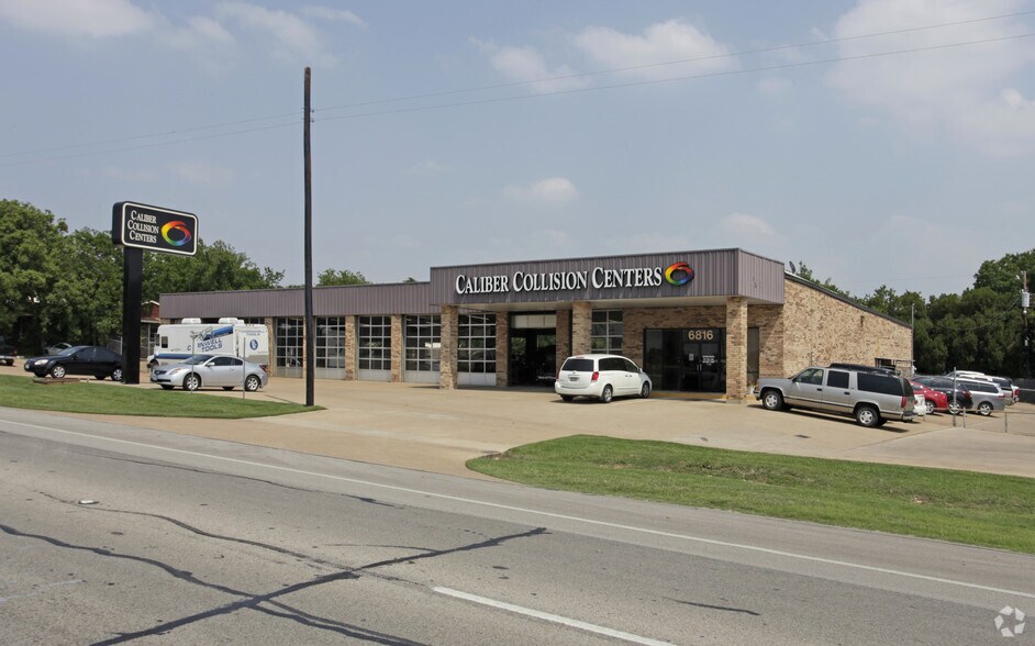Primary Photo Of , Fort Worth General Retail For Sale