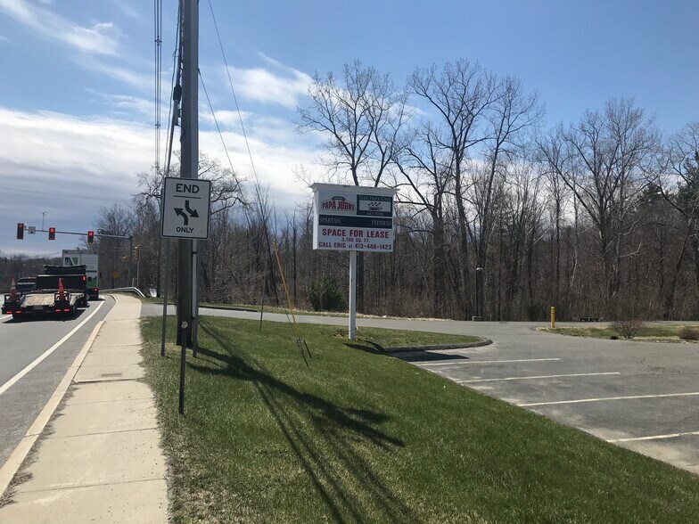 More Photos Of 439 Pittsfield Rd, Lenox Freestanding For Lease