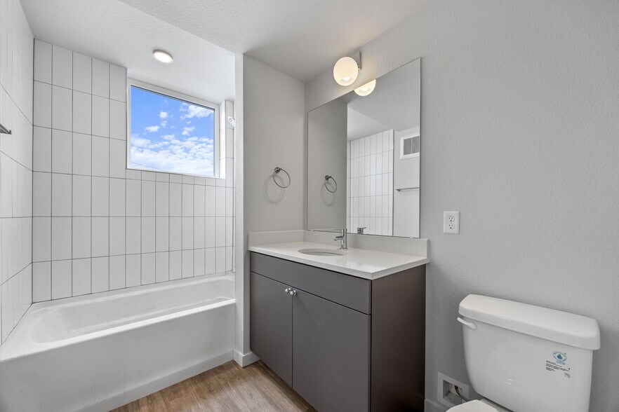 More Photos Of 5701 W Colfax Ave, Lakewood Apartments For Lease
