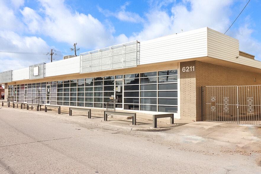 More Photos Of 6211 Owens St, Dallas Restaurant For Lease