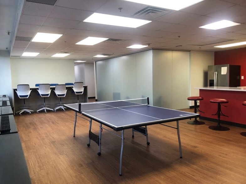 More Photos Of 1500-1506 Walnut St, Philadelphia Office For Lease