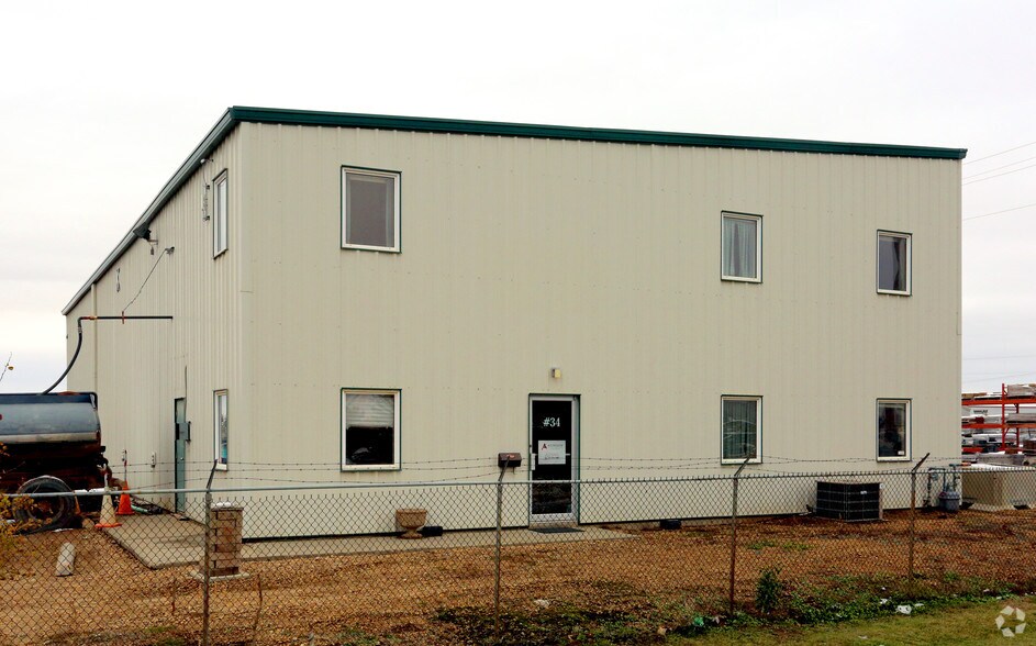 Primary Photo Of 28084 Acheson Rd, Parkland County Manufacturing For Lease