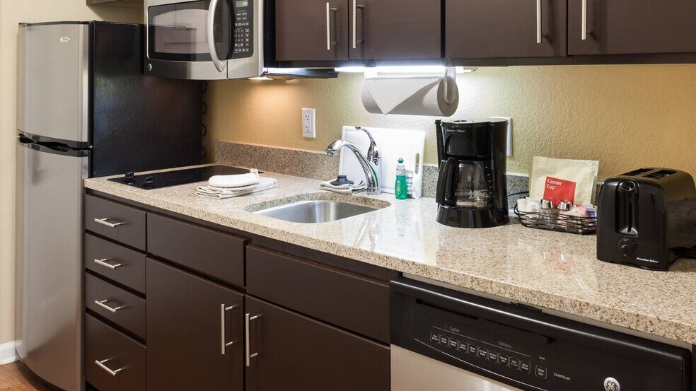 More Photos Of 12 Crossings Ct, Little Rock Hotel For Sale