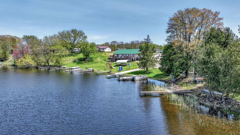 More Photos Of 16061 296th St, Cornell General Retail For Sale