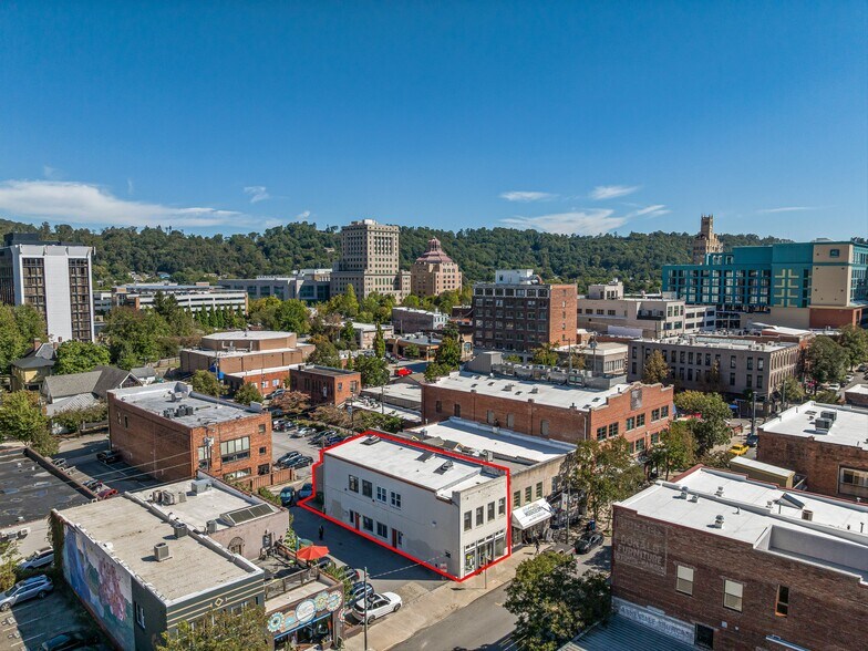 More Photos Of 58 Broadway St, Asheville Storefront Retail Residential For Sale
