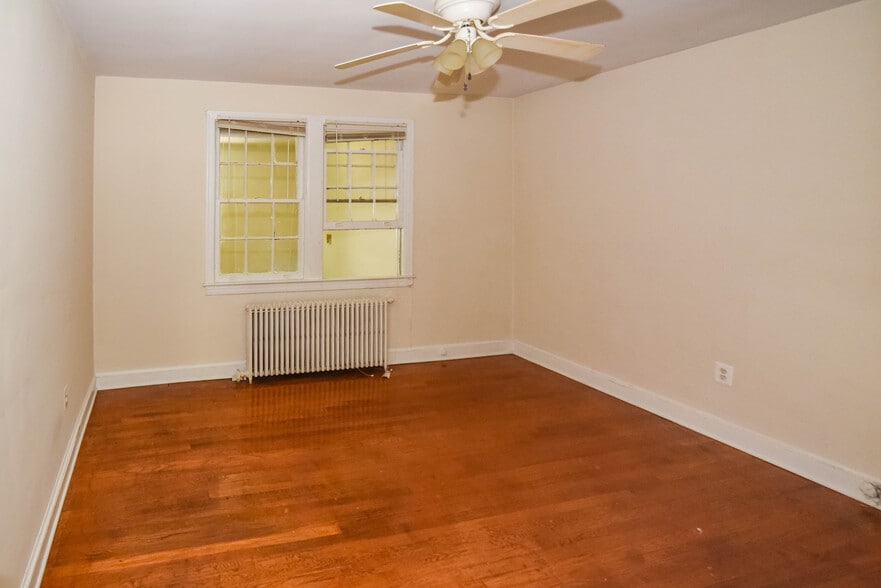 More Photos Of 2823 4th St NE, Washington Multifamily For Sale