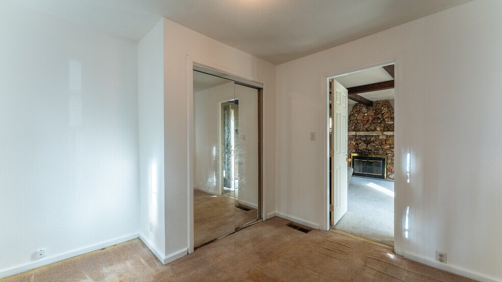 More Photos Of 189 Jade Rd, Rocky Mount Specialty For Sale