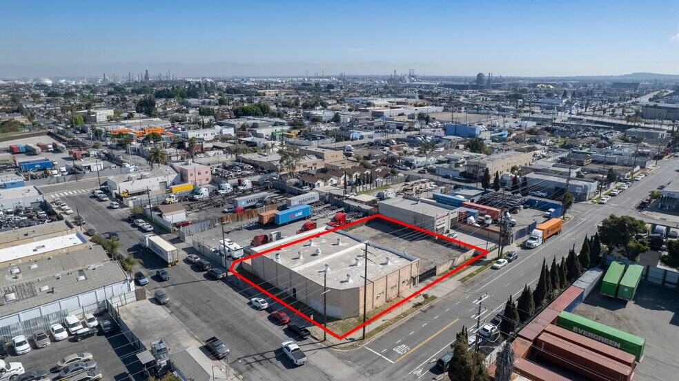 More Photos Of 1003 E G St, Wilmington Warehouse For Lease