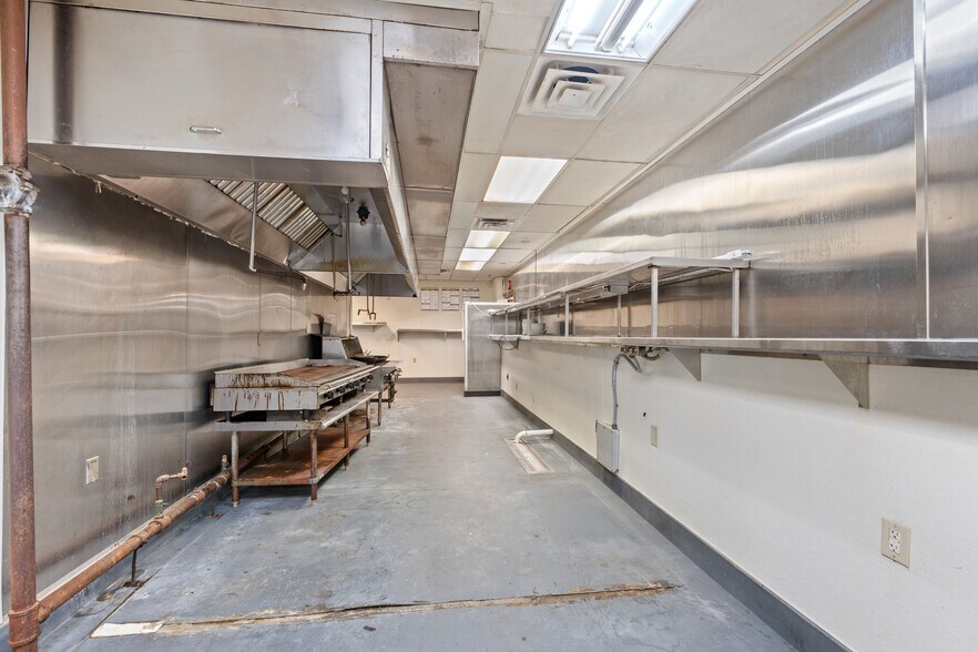 More Photos Of 801 Highway 17 S, North Myrtle Beach Restaurant For Sale