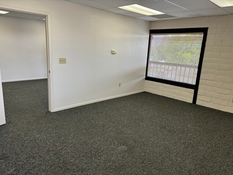 More Photos Of 23470 Olive Wood Plaza Dr, Moreno Valley Office Residential For Lease
