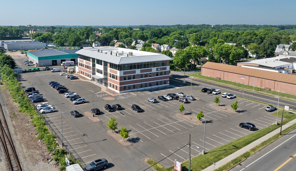 More Photos Of 101 Wason Ave, Springfield Medical For Lease