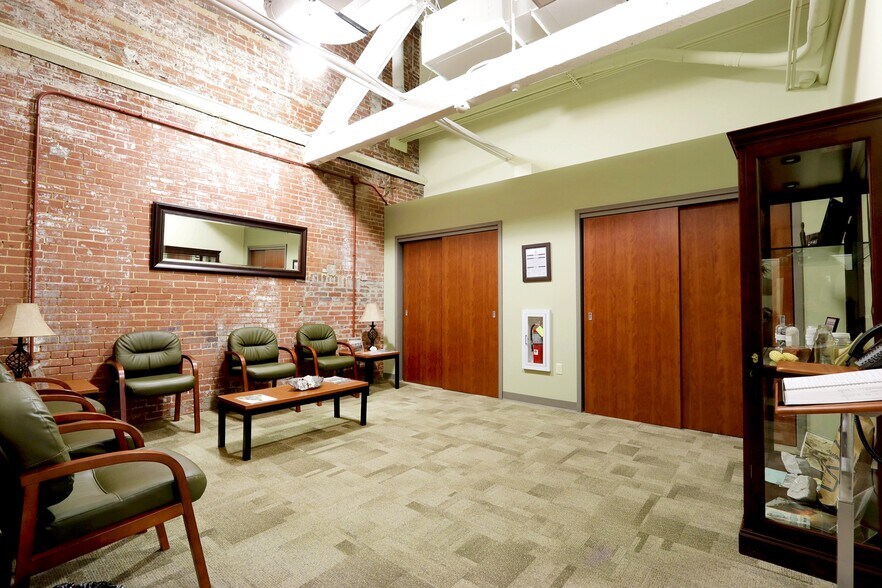 More Photos Of 100-256 Match Factory Pl, Bellefonte Medical For Lease