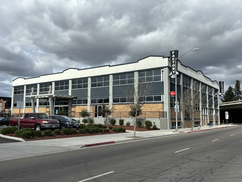 Primary Photo Of 2721 Ventura St, Fresno Office For Lease