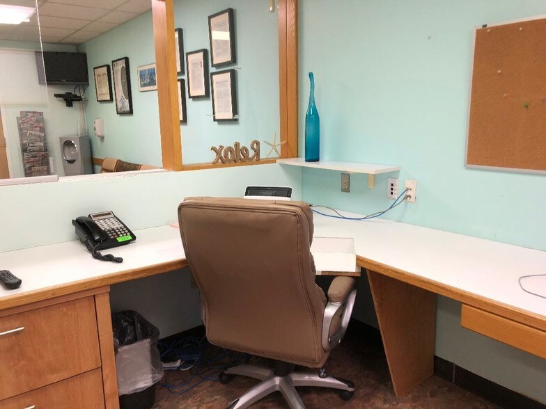 More Photos Of 67 Union St, Natick Office For Sale