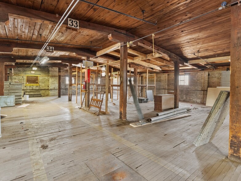 More Photos Of 1223 New York Ave, Sheboygan Industrial For Sale