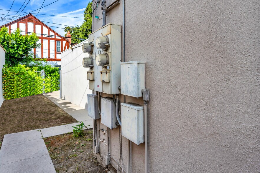 More Photos Of 3403 Stocker St, Los Angeles Apartments For Sale