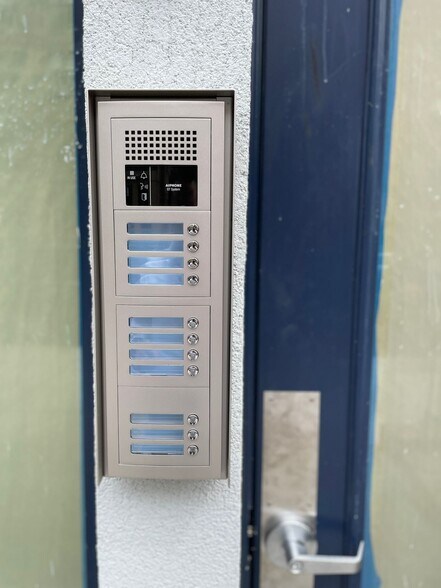More Photos Of 463 Pulaski St, Brooklyn Medical For Lease