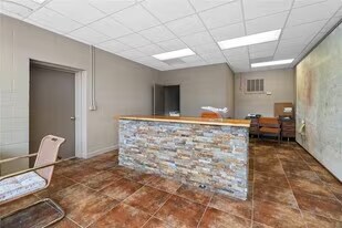 More Photos Of 1051 Peterson Dr, Decatur Specialty For Sale