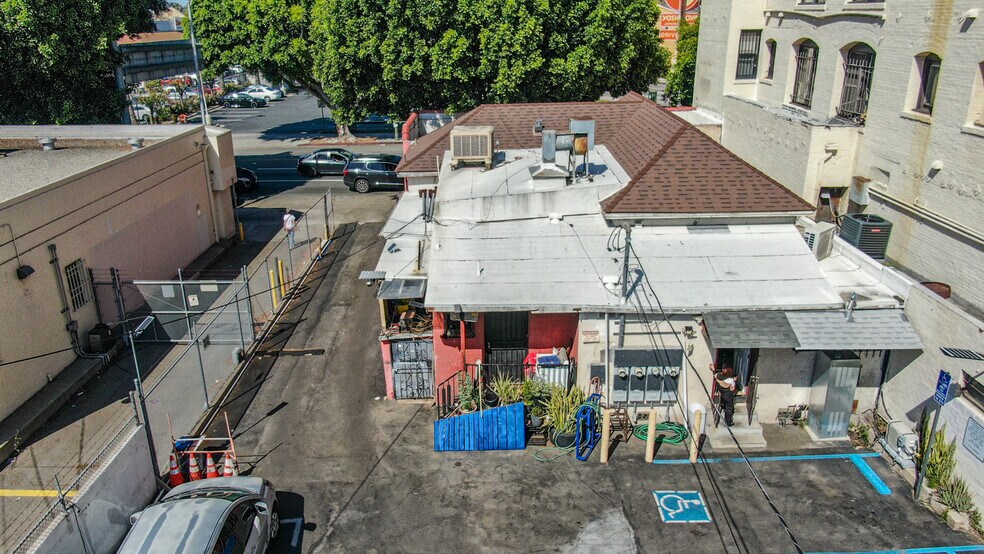 More Photos Of 2526 Daly St, Los Angeles Storefront For Sale
