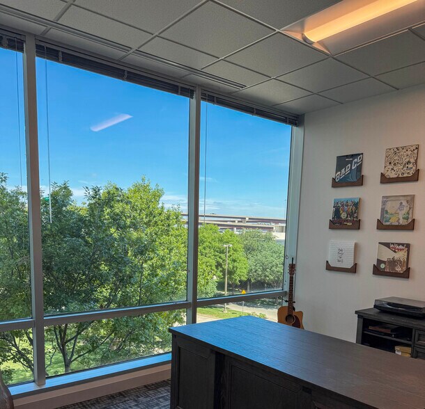 More Photos Of 5800 Granite Pky, Plano Office For Lease