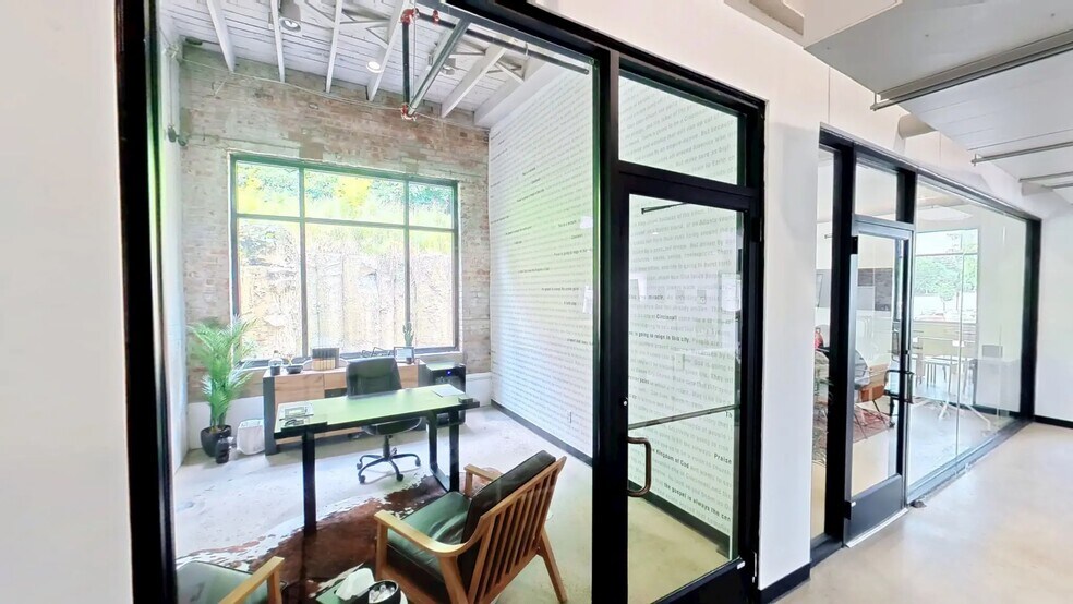 More Photos Of 1635 Reading Rd, Cincinnati Loft Creative Space For Lease