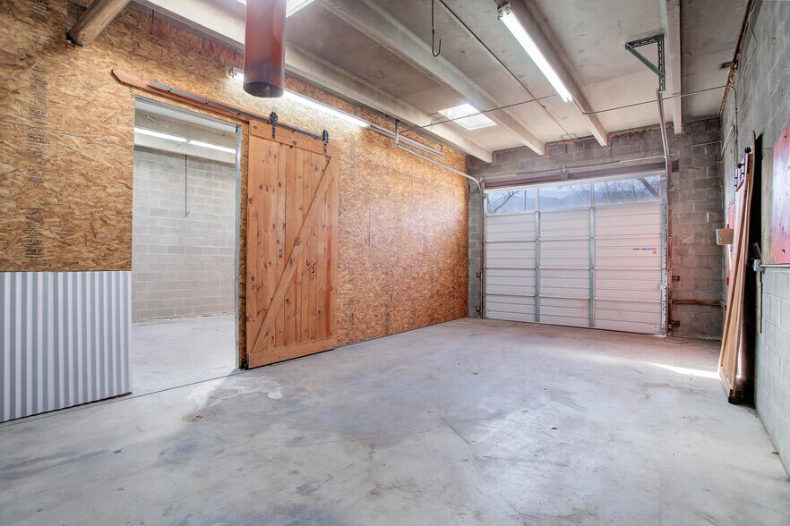 More Photos Of 2425-2427 Busch Ave, Colorado Springs Industrial For Sale