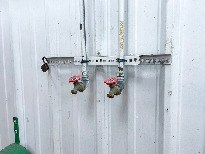 More Photos Of 459 Southgate Dr, Tomahawk Industrial For Sale