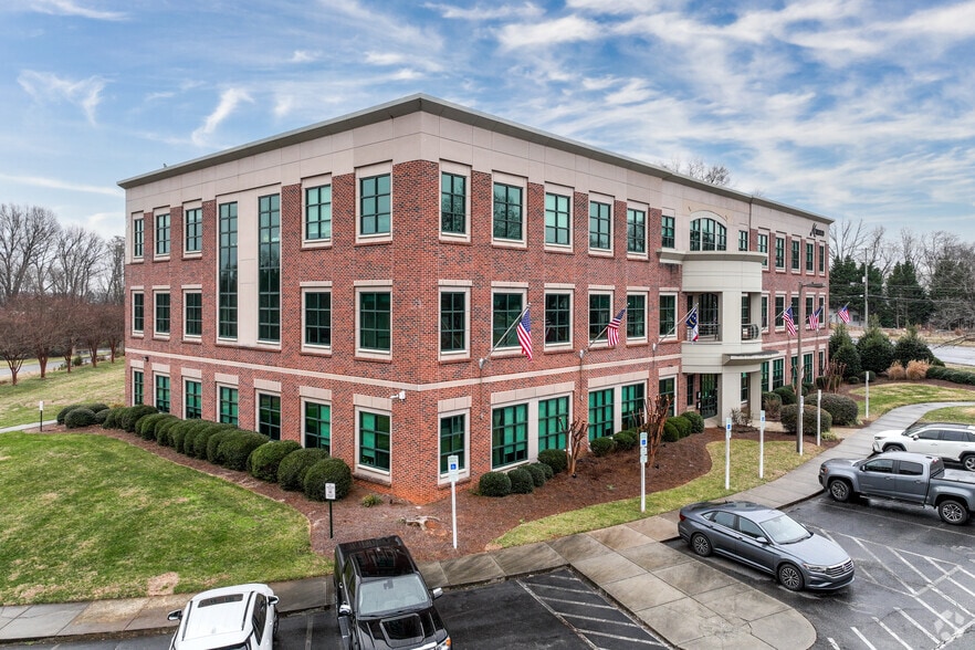 Primary Photo Of 204 Muirs Chapel Rd, Greensboro Office For Lease