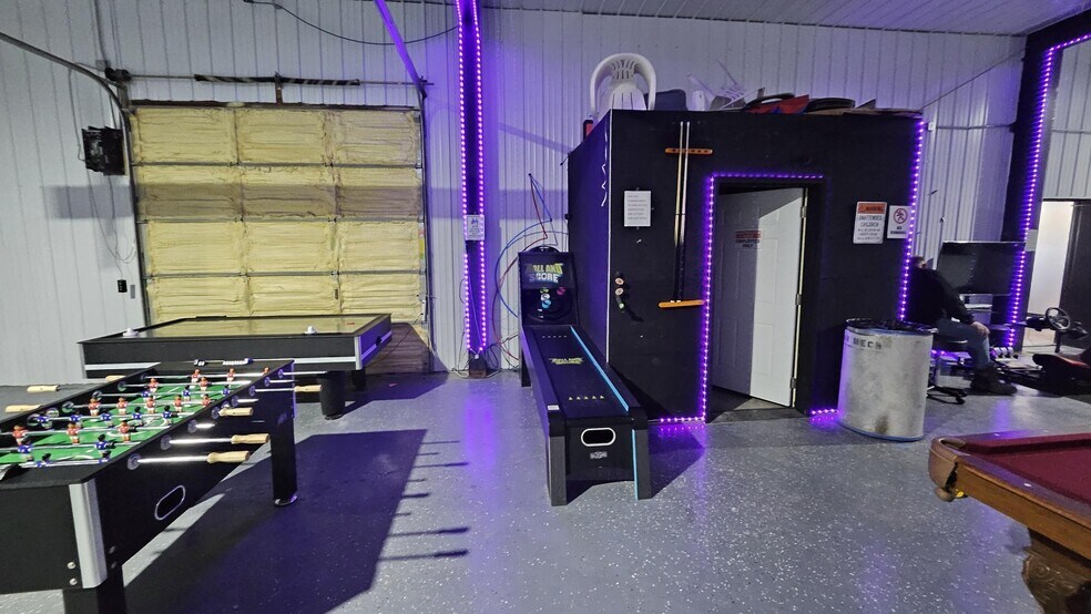 More Photos Of 1105 Sinclair St, Bottineau Flex For Sale