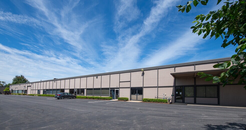 More Photos Of 2350 Eldo Rd, Monroeville Flex For Lease