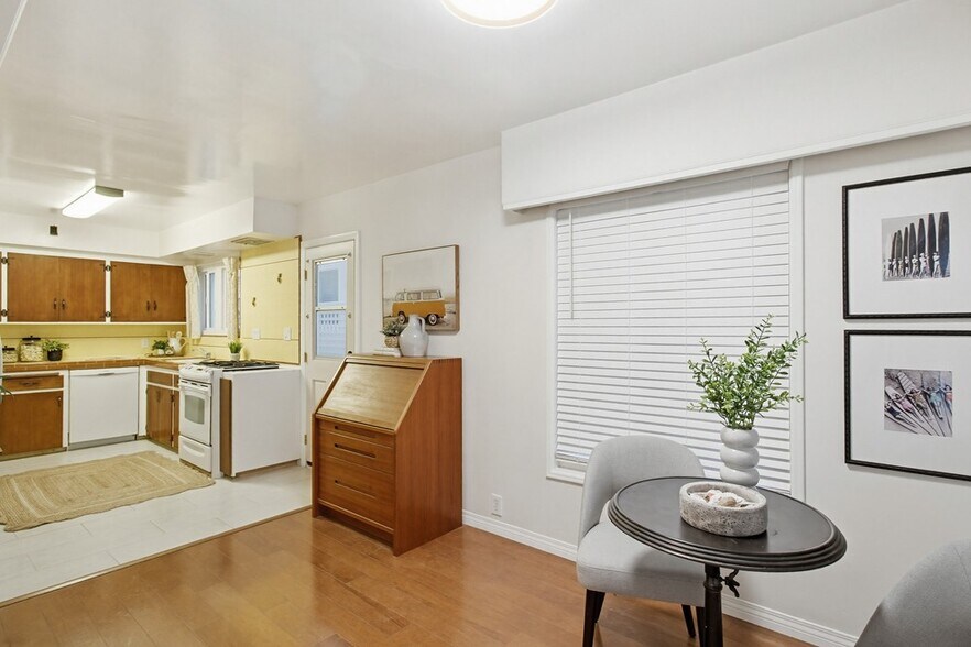 More Photos Of 829 Avalon Ct, San Diego Apartments For Sale