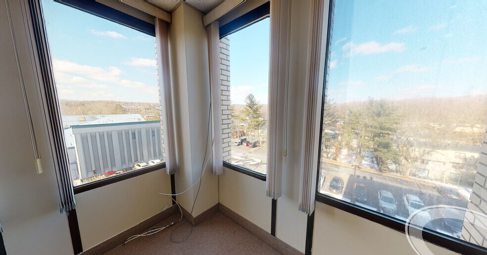 More Photos Of 20 Squadron Blvd, New City Office For Lease