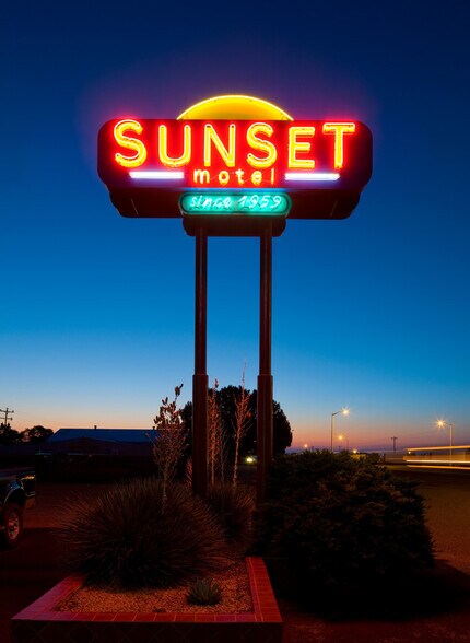 More Photos Of 501 E Historic Route 66, Moriarty Hotel For Sale