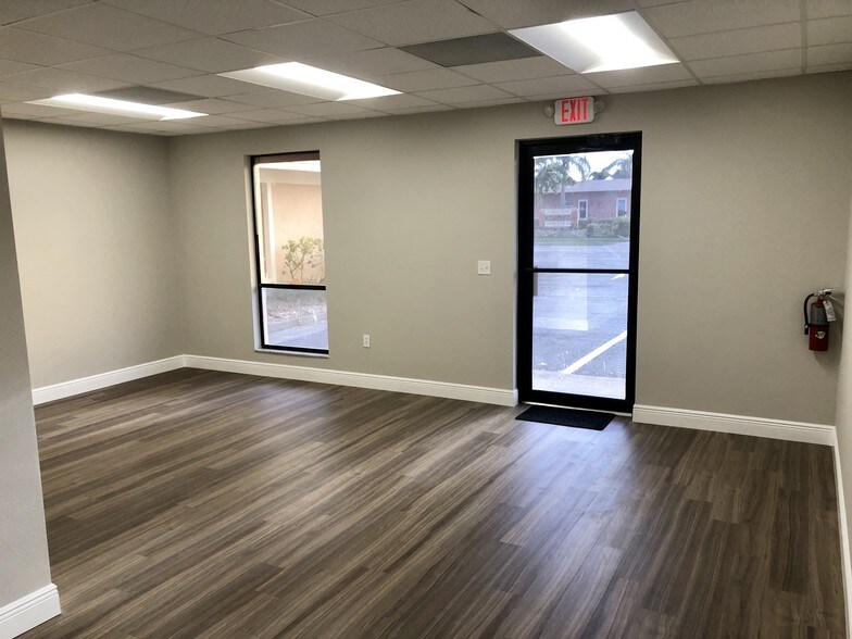 More Photos Of 6220 Manatee Ave W, Bradenton Medical For Sale