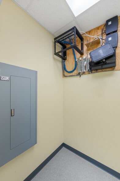 More Photos Of 160 Bethlehem Pike, Colmar Freestanding For Lease