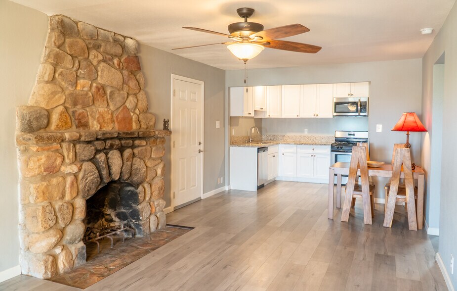 More Photos Of 74707 Sunset Dr, Twentynine Palms Specialty For Sale